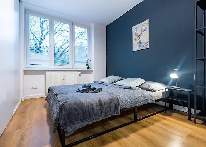 Appartement Adm Elegant Gem - Free Garage Parking, Pool Table *