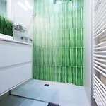 Adm Elegant Gem - Free Garage Parking, Pool Table Bratislava