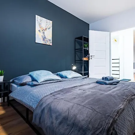 Adm Elegant Gem - Free Garage Parking, Pool Table * Bratislava